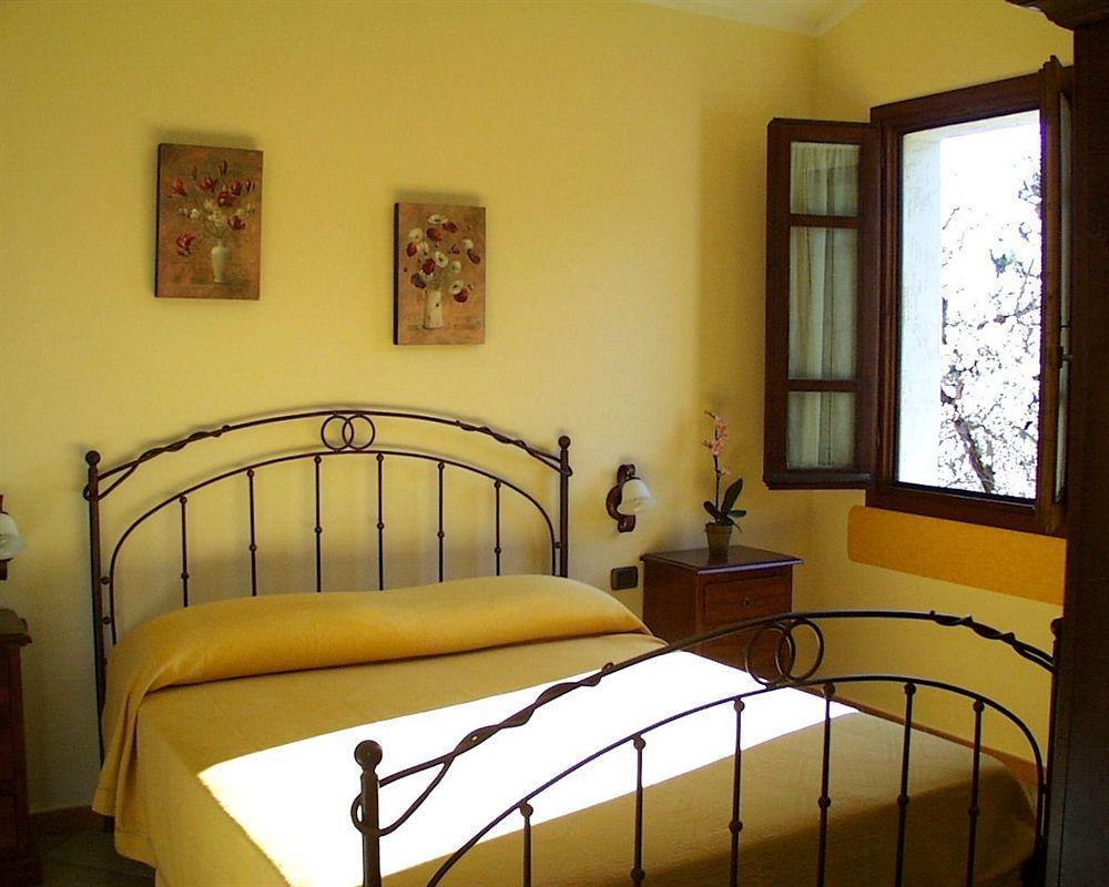 Hotel La Corte Rosada Villasimius Exterior photo